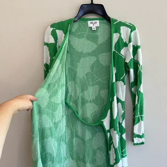 Diane von Furstenburg x Target V-Neck Ginkgo Green Sweater Wrap Top Dress, XXS - Picture 7 of 14